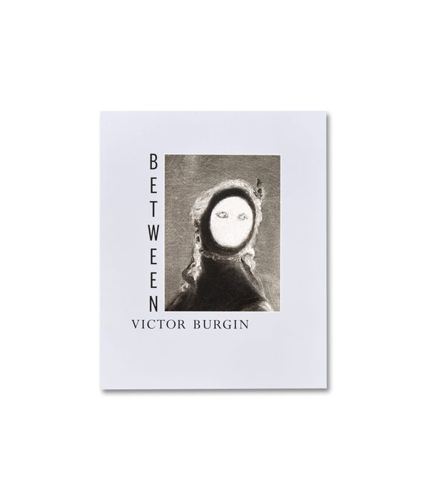 Victor Burgin’s Unclassifiable Take on the Passages of Art and Life